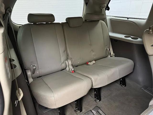 2020 Toyota Sienna XLE