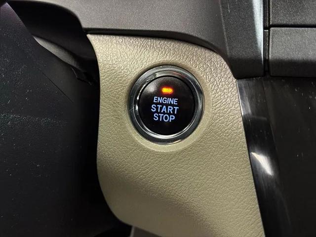 2020 Toyota Sienna XLE
