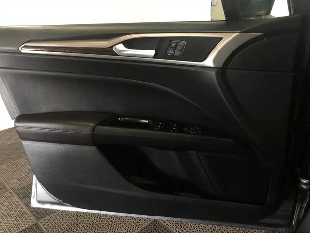 2013 Ford Fusion Hybrid SE