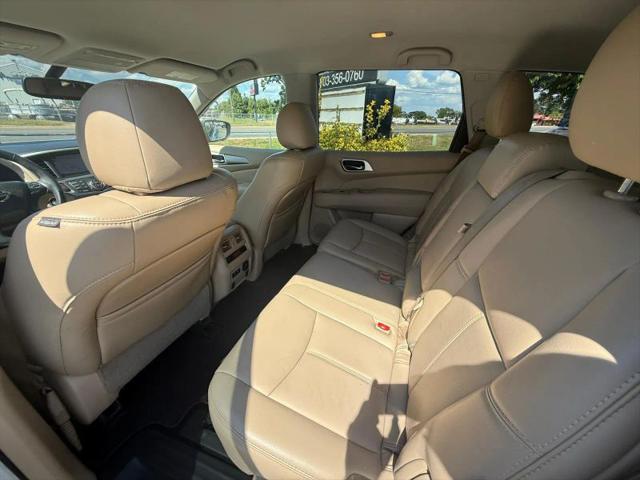 2020 Nissan Pathfinder SL 2WD