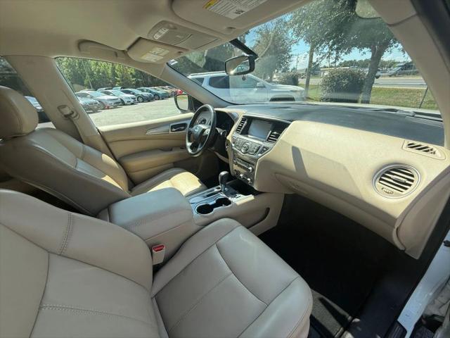 2020 Nissan Pathfinder SL 2WD