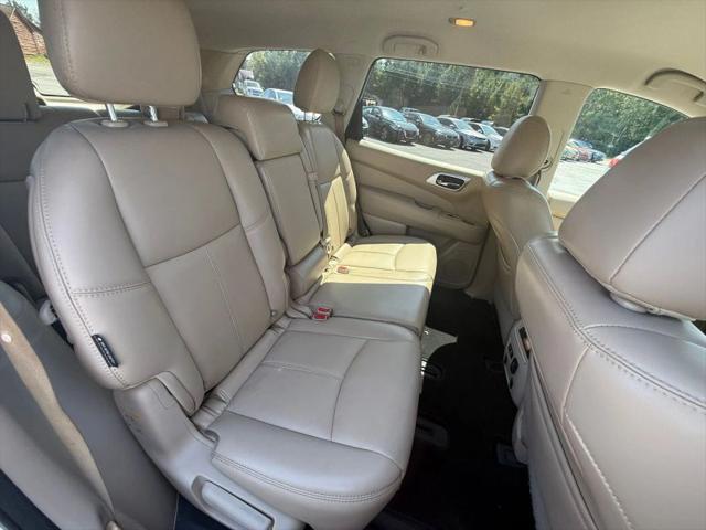 2020 Nissan Pathfinder SL 2WD