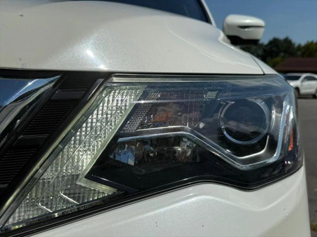 2020 Nissan Pathfinder SL 2WD