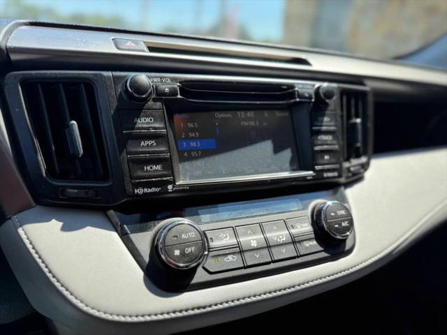 2017 Toyota RAV4 XLE