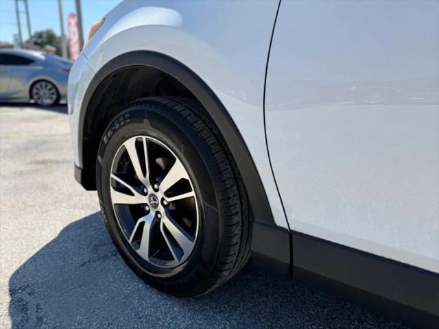 2017 Toyota RAV4 XLE