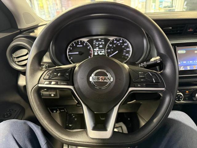 2021 Nissan Kicks S Xtronic CVT