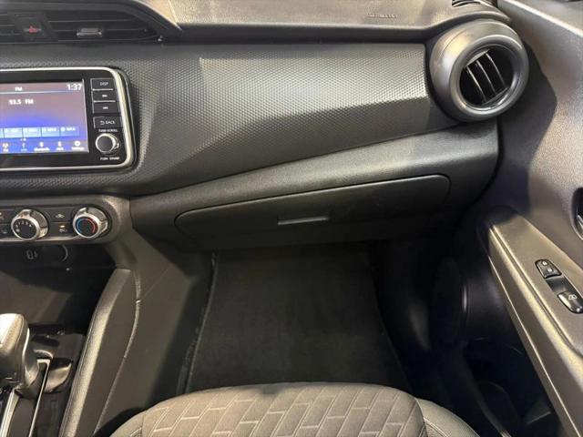 2021 Nissan Kicks S Xtronic CVT