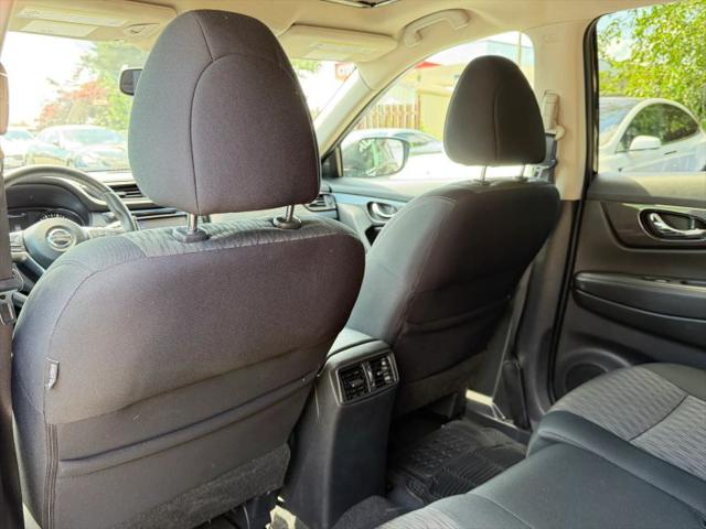 2017 Nissan Rogue SV