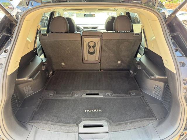 2017 Nissan Rogue SV