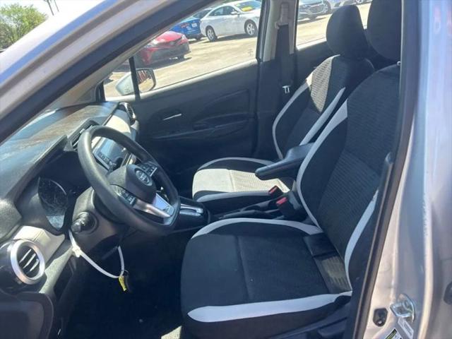2020 Nissan Versa SV Xtronic CVT