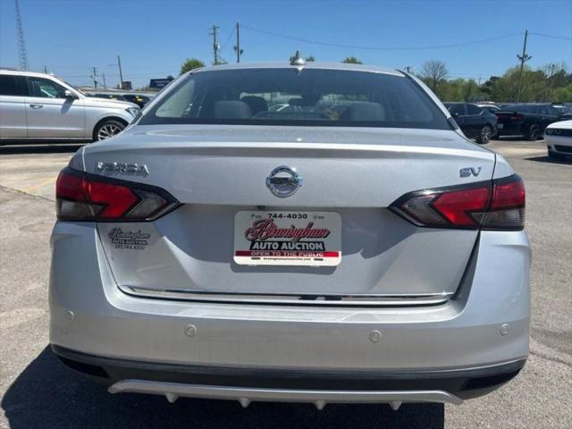 2020 Nissan Versa SV Xtronic CVT
