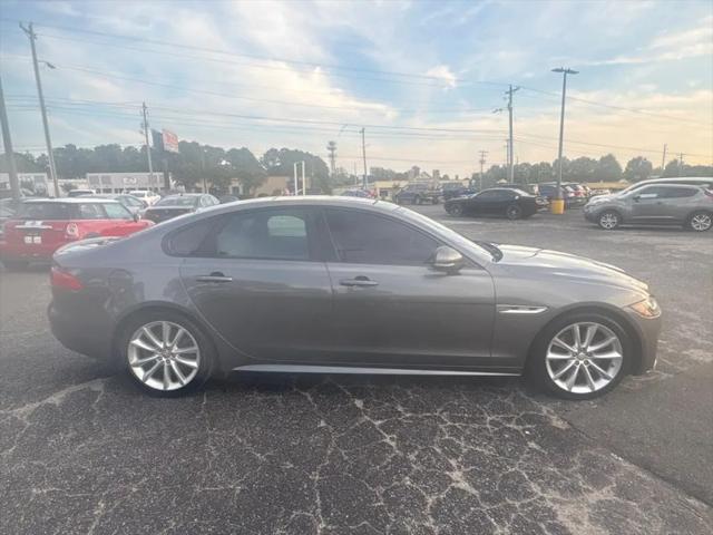 2016 Jaguar XF 35t R-Sport