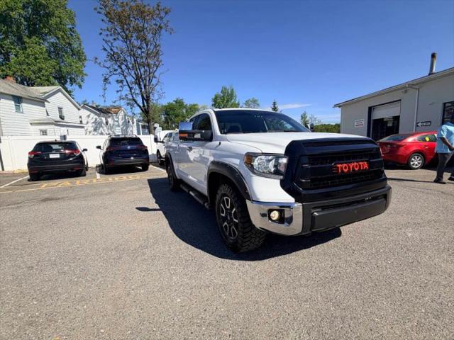 2019 Toyota Tundra SR5 5.7L V8