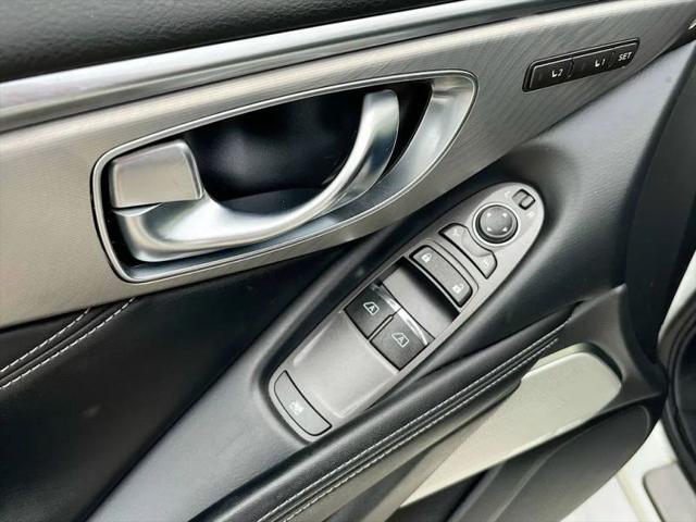 2021 INFINITI Q60 LUXE AWD