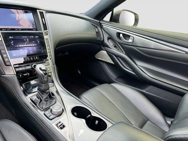 2021 INFINITI Q60 LUXE AWD
