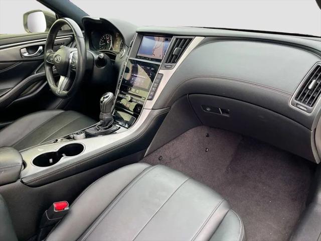 2021 INFINITI Q60 LUXE AWD