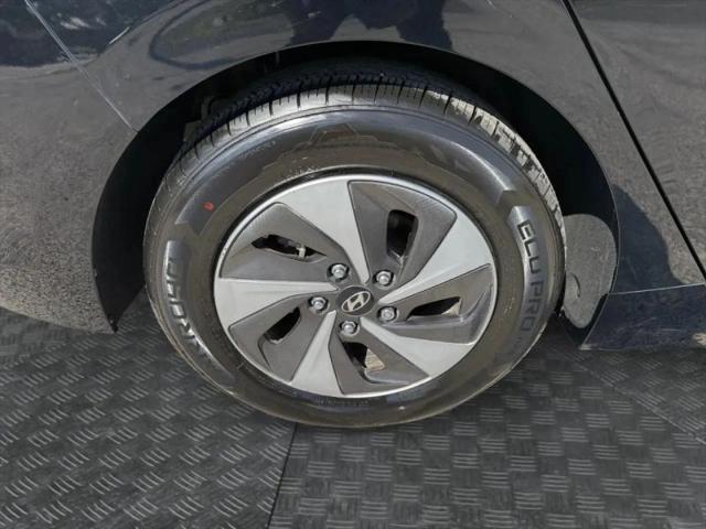 2018 Hyundai IONIQ Hybrid SEL