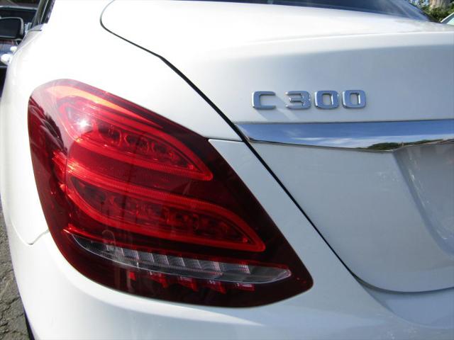 2017 Mercedes-Benz C-CLASS C 300 Luxury 4MATIC