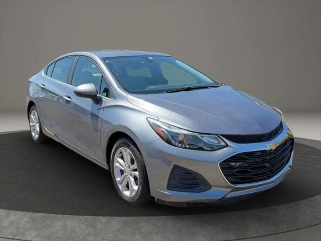 2019 Chevrolet Cruze LT for sale in Redford, MI