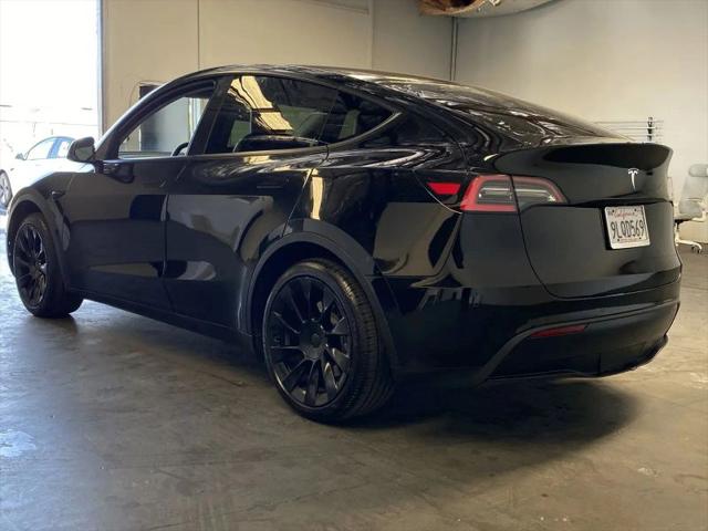 2021 Tesla Model Y Standard Range Rear-Wheel Drive