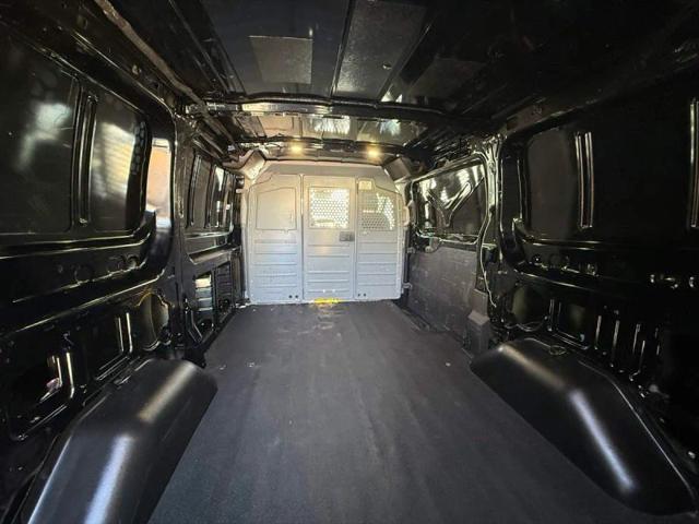 2018 Ford Transit w/Sliding Side Door w/RWB