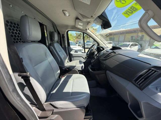 2018 Ford Transit w/Sliding Side Door w/RWB