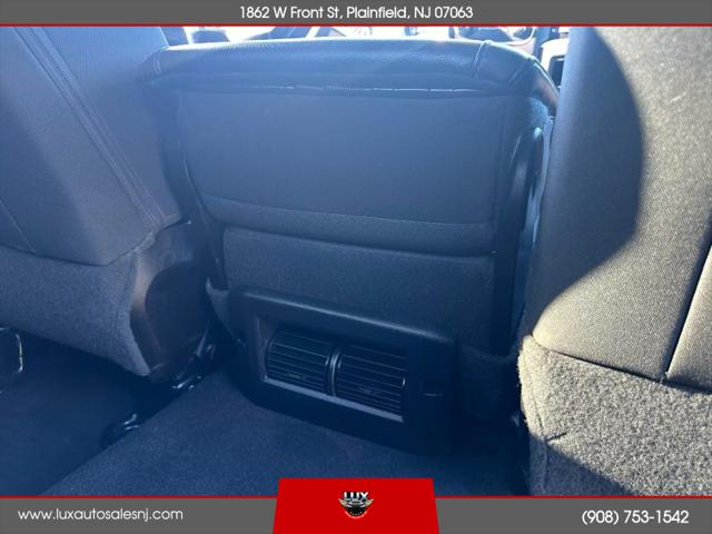 2022 Ram 1500 Classic Tradesman Crew Cab 4x4 5'7" Box