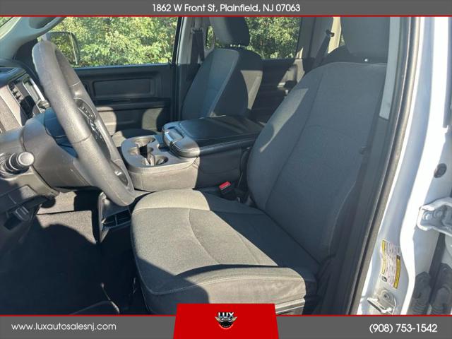 2022 Ram 1500 Classic Tradesman Crew Cab 4x4 5'7" Box