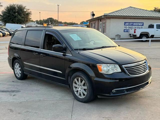 2013 Chrysler Town & Country Touring