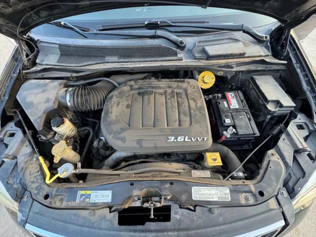 2013 Chrysler Town & Country Touring