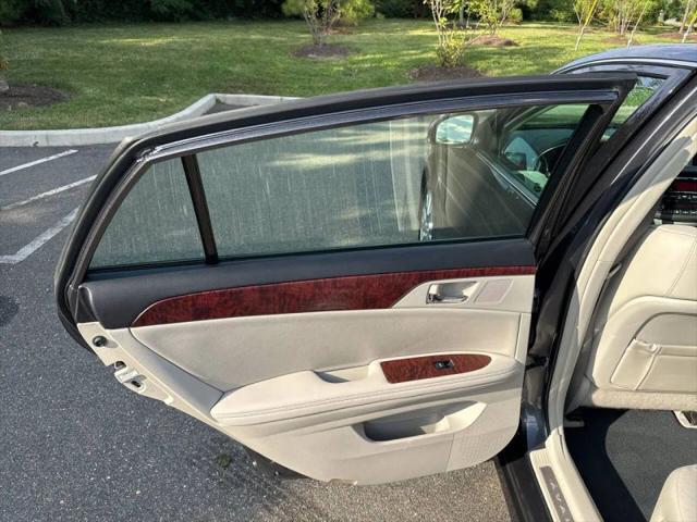 2011 Toyota Avalon Limited