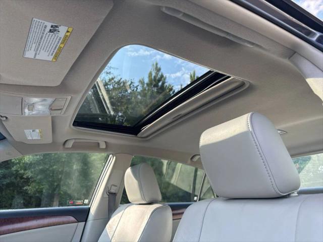 2011 Toyota Avalon Limited