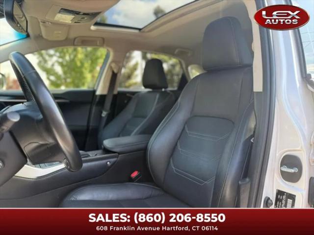 2016 Lexus NX 300h 300h
