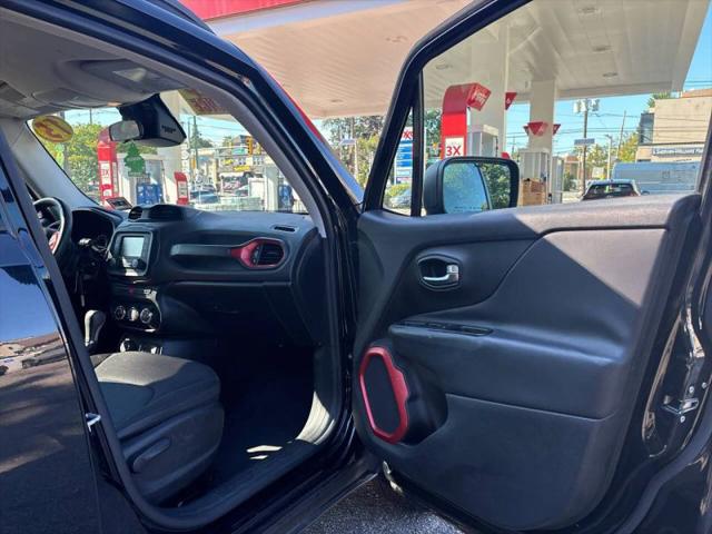 2015 Jeep Renegade Trailhawk