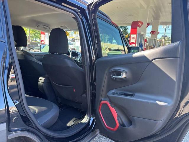 2015 Jeep Renegade Trailhawk