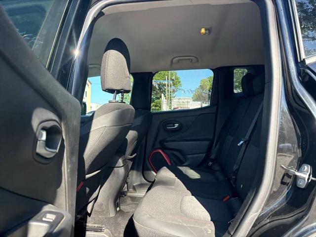 2015 Jeep Renegade Trailhawk