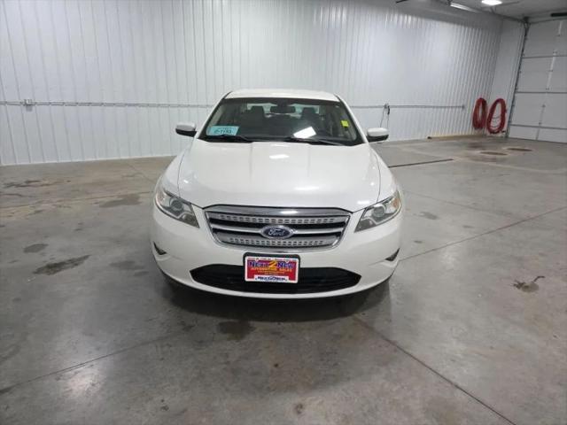 2011 Ford Taurus SEL