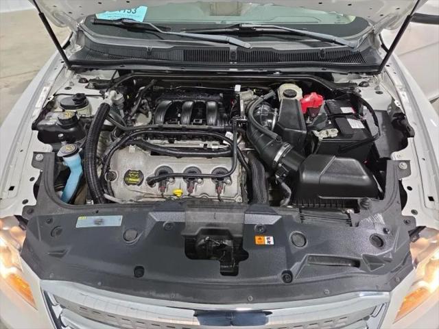 2011 Ford Taurus SEL