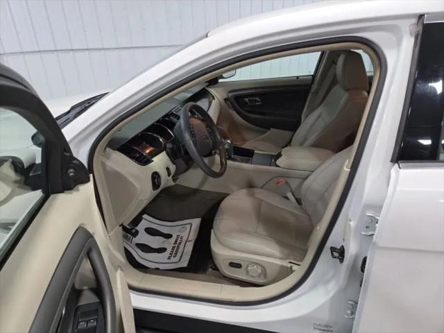 2011 Ford Taurus SEL
