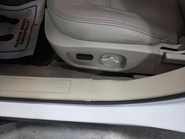 2011 Ford Taurus SEL