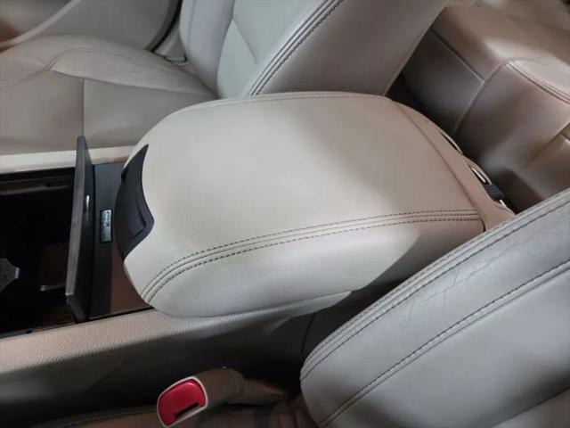 2011 Ford Taurus SEL