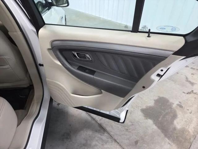 2011 Ford Taurus SEL