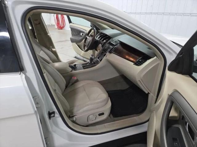 2011 Ford Taurus SEL
