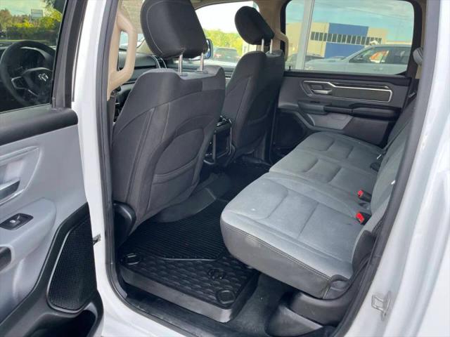 2020 Ram 1500 Big Horn Crew Cab 4x4 5'7" Box