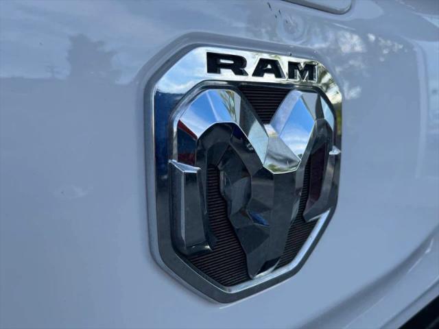 2020 Ram 1500 Big Horn Crew Cab 4x4 5'7" Box