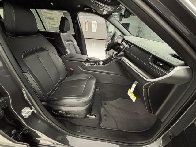 2025 Jeep Grand Cherokee L Limited 4x4