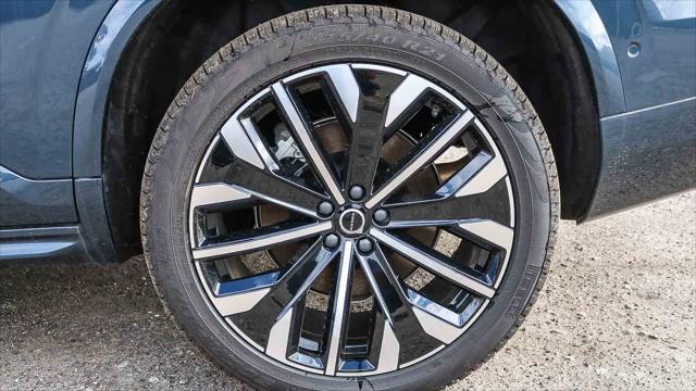 2026 Volvo XC90 Plug-In Hybrid T8 Plus 7-Seater