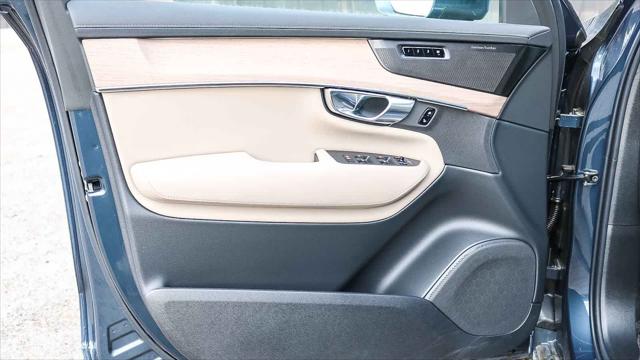2026 Volvo XC90 Plug-In Hybrid T8 Plus 7-Seater