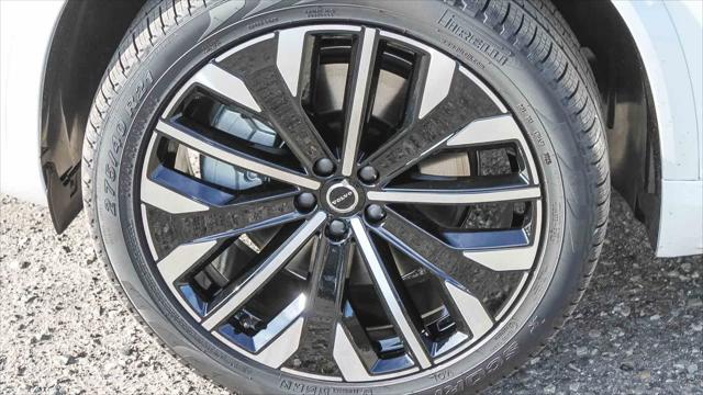 2026 Volvo XC90 Plug-In Hybrid T8 Plus 7-Seater