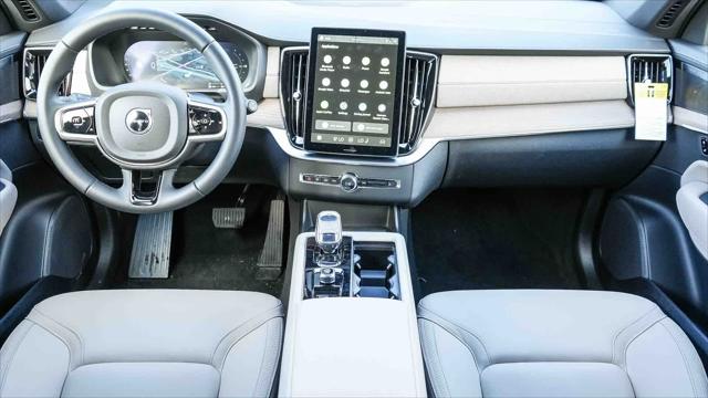 2026 Volvo XC90 Plug-In Hybrid T8 Plus 7-Seater